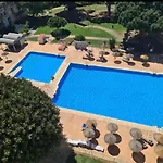 Águila apartamento con vistas al jardin