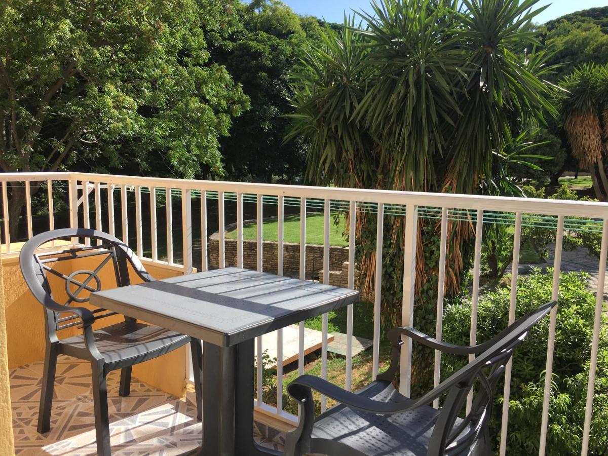 águila Con Vistas Al Jardin Apartamento